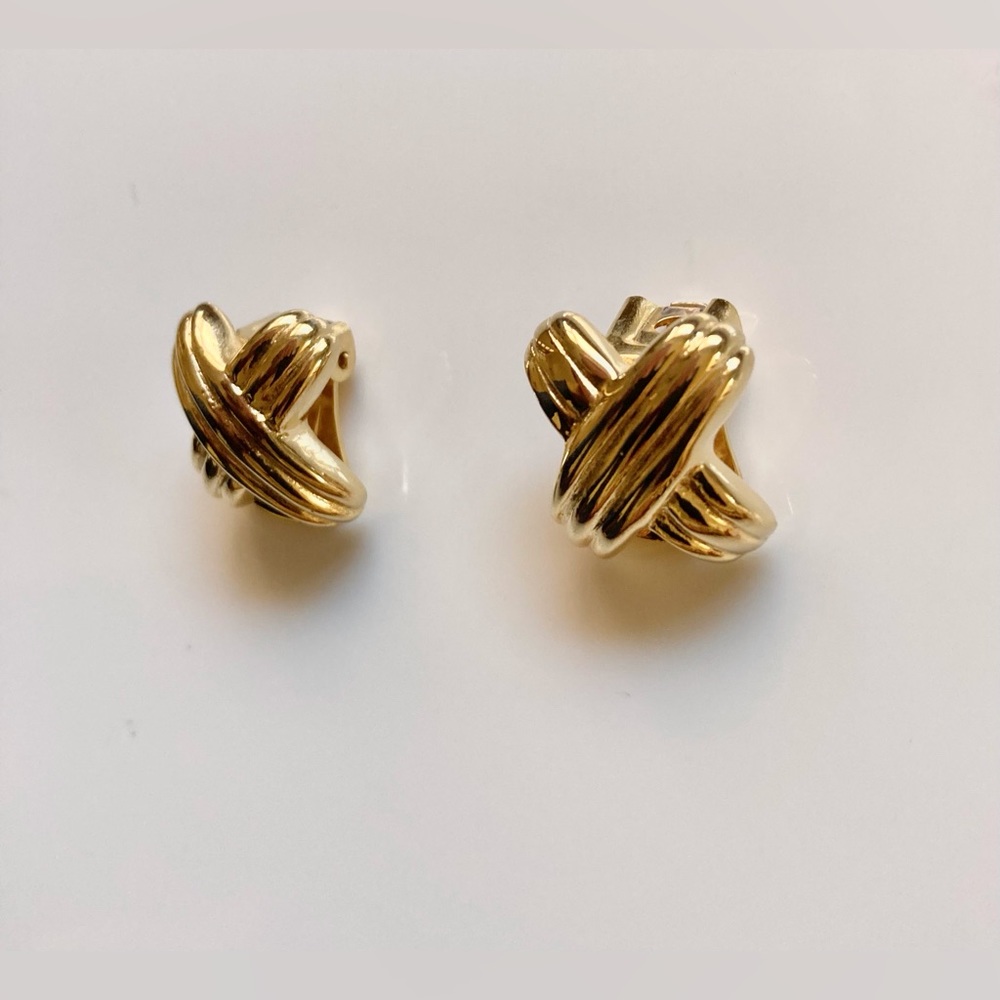 Vintage 80s 90s gold tone chunky statement clip on earrings - Picture 2 of 11
